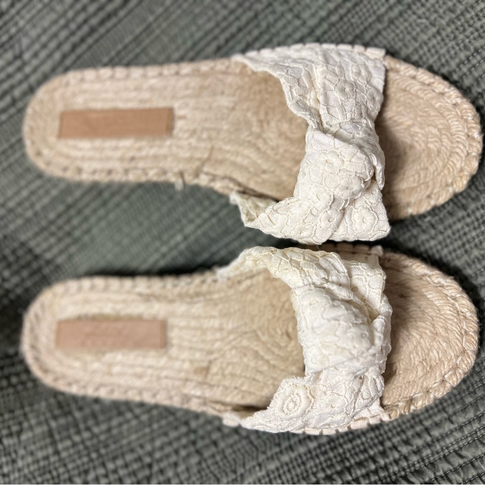 Elegant Cream Women's Slip-On Sandals